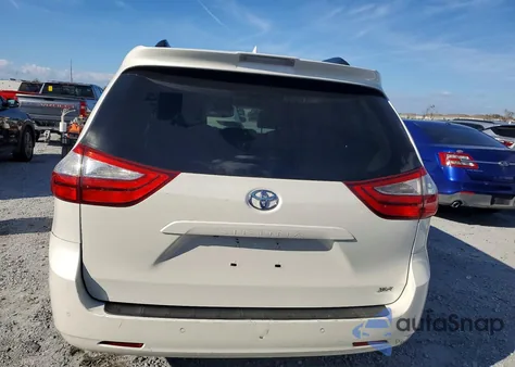 2018 Toyota Sienna Xle 8-Passenger z USA, uszkodzony, nr VIN 5TDYZ3DCXJS944837